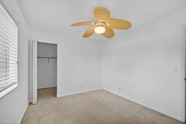 Building Photo - 4992 Sable Pine Cir