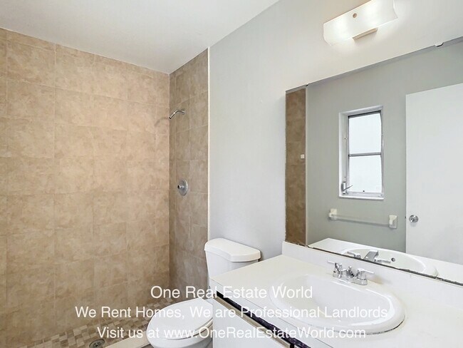 Building Photo - 12929 Ohio Woods Ln