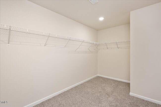 Building Photo - 937 Avonmore Dr