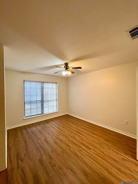 Building Photo - 5416 Heatherstone Dr