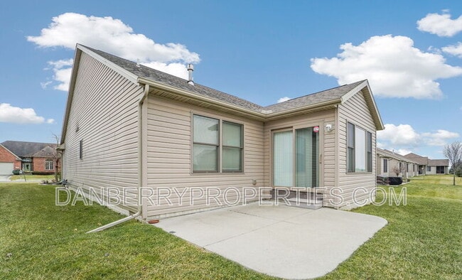 Building Photo - 14866 Lake Winds Dr