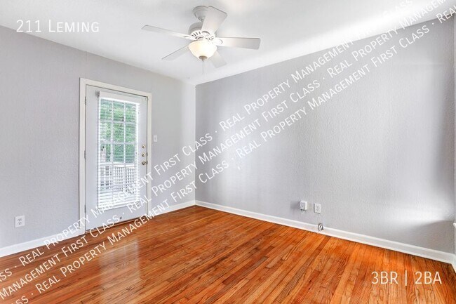 Building Photo - 211 Leming-