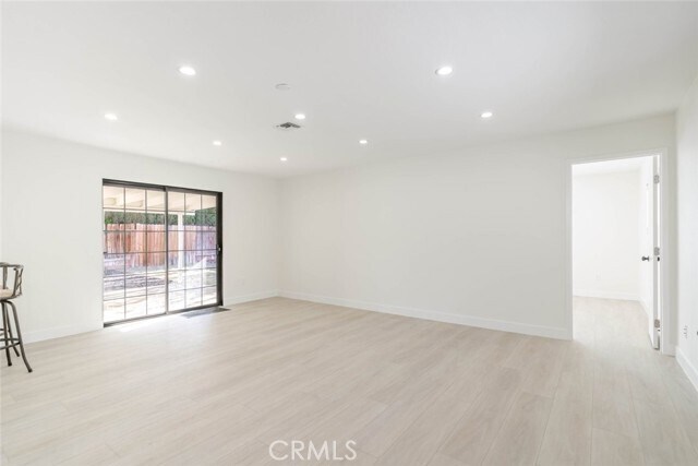 Building Photo - 514 E Ave J 9