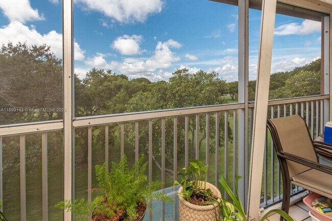 Building Photo - 500 SW 130th Terrace