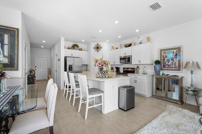 Building Photo - Beautifull Furnished Townhome - Nokomis - ...