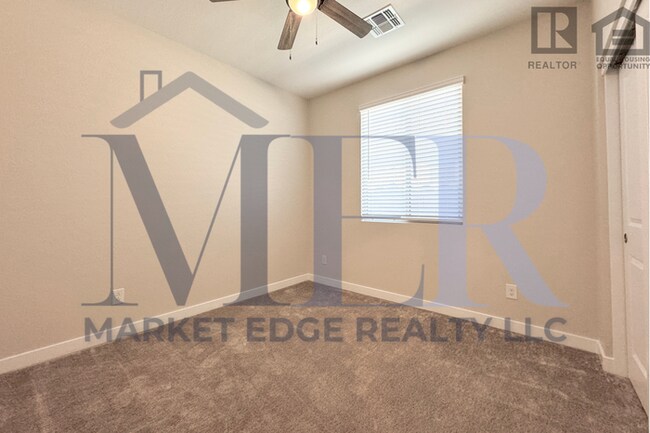 Building Photo - 3Bed/2Bath House in Buckeye! JOIN THE WAIT...