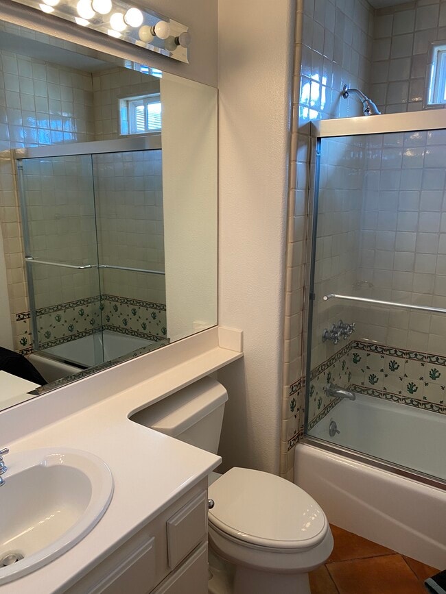 Building Photo - 7513 Hannum Ave