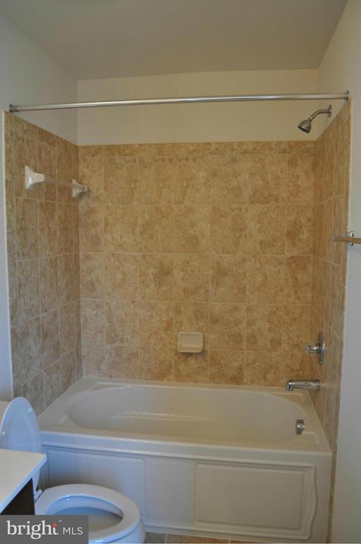 Building Photo - 43311 Novi Terrace