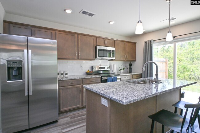 Building Photo - 552 Kingfisher Ct