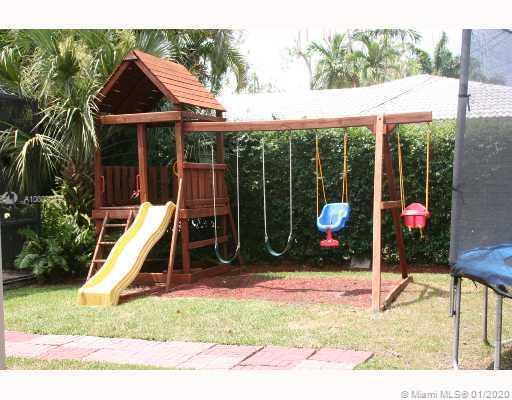 Building Photo - 6810 Granada Blvd