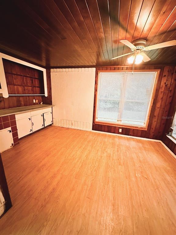 Building Photo - 1007 Flamingo Dr