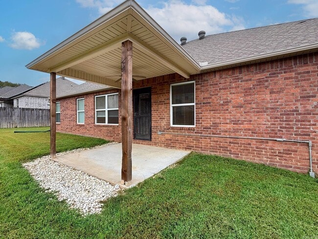 Building Photo - 17317 Crooked Oak Dr