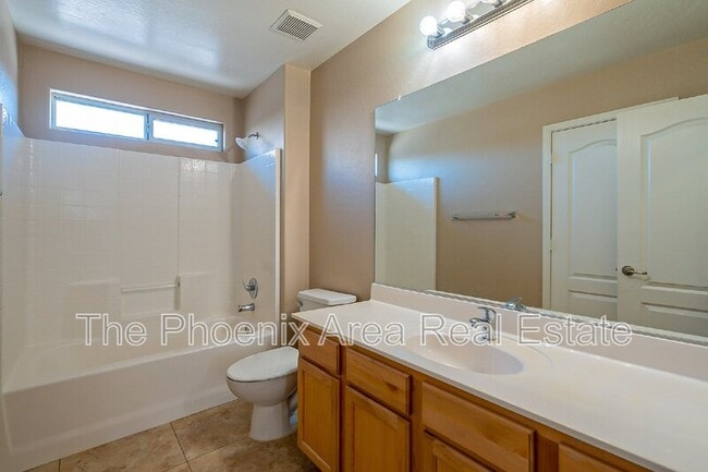 Building Photo - 44299 W Oster Dr
