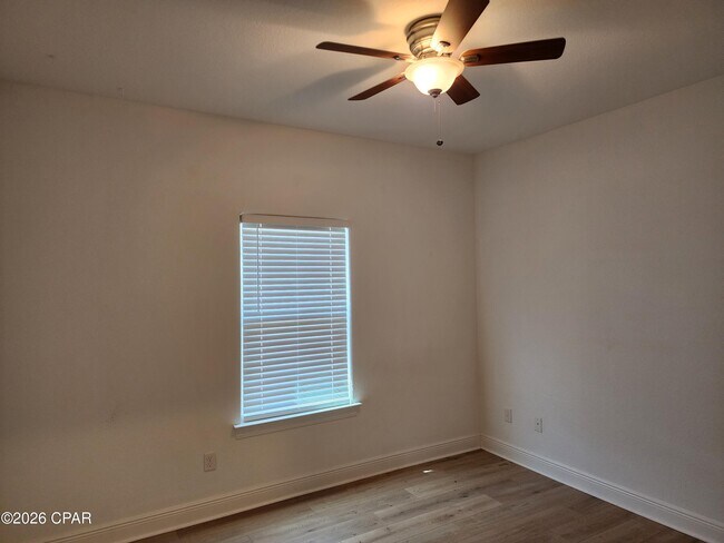 Building Photo - 114 Heather Dr