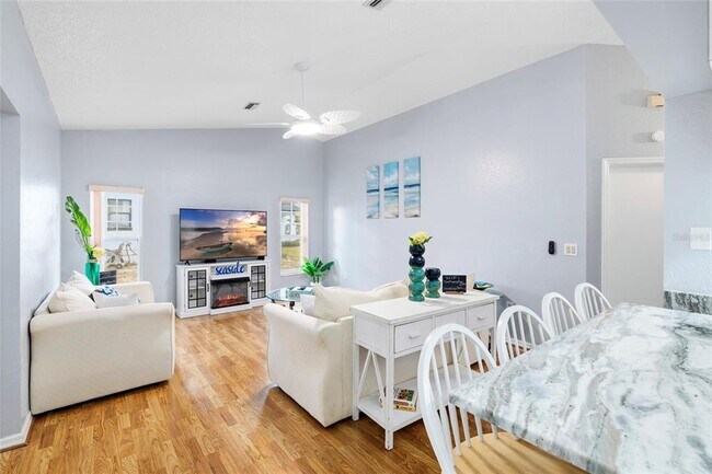 Building Photo - 11263 Murraysville Dr