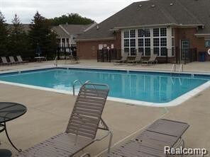 Building Photo - 16695 Carriage Way