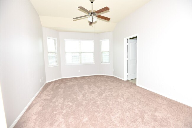 Building Photo - 4519 Fenway Park Way