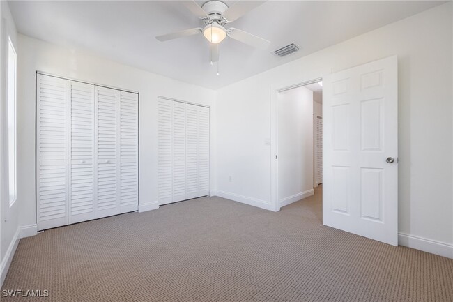 Building Photo - 11674 Pointe Cir