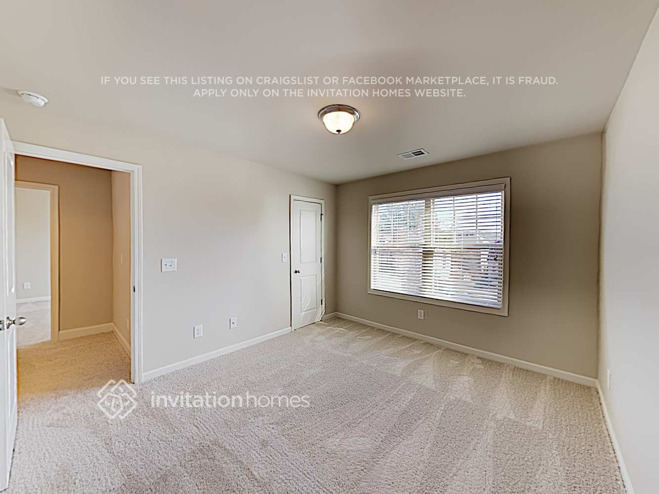 Building Photo - 1670 Riverpark Dr SE