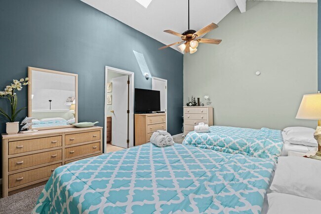 Building Photo - Free Utilities!! Seasonal Rental Available...