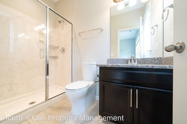 Building Photo - 6 br, 4.5 bath House - 358 Botan Way