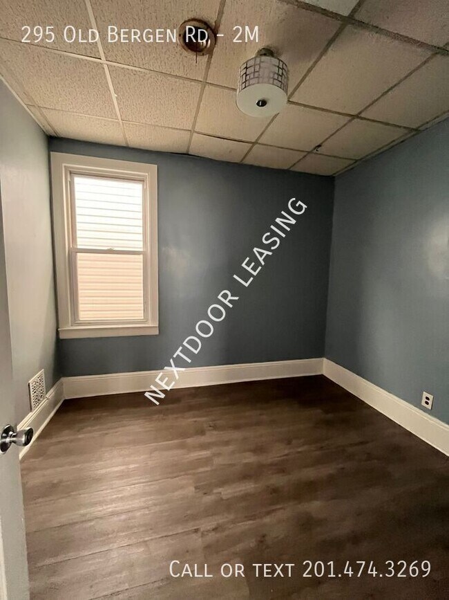 Building Photo - 295 Old Bergen Rd