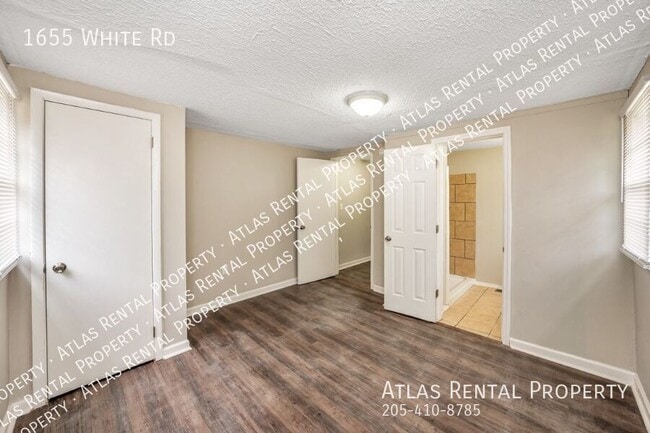 Building Photo - 1655 White Rd