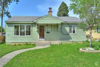 Building Photo - Charming 2 Bedroom 1 Bath Home!