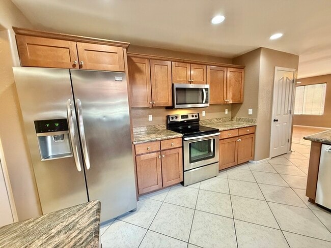 Building Photo - Fabulous 3-Bedroom, 2.5 Bathroom home!!