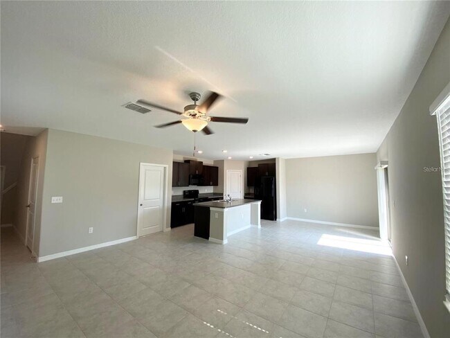 Building Photo - 939 Olive Conch St