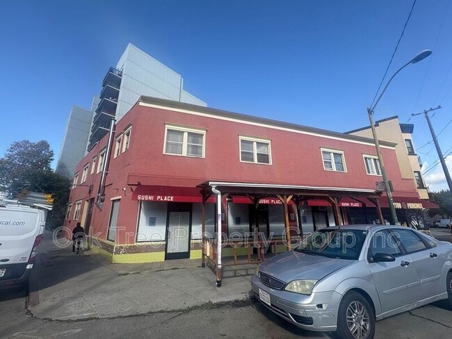 Building Photo - 1607 2nd Ave