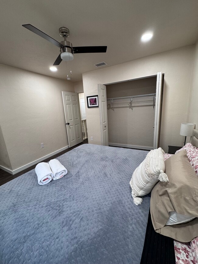 Building Photo - 1826 SW 69th Terrace