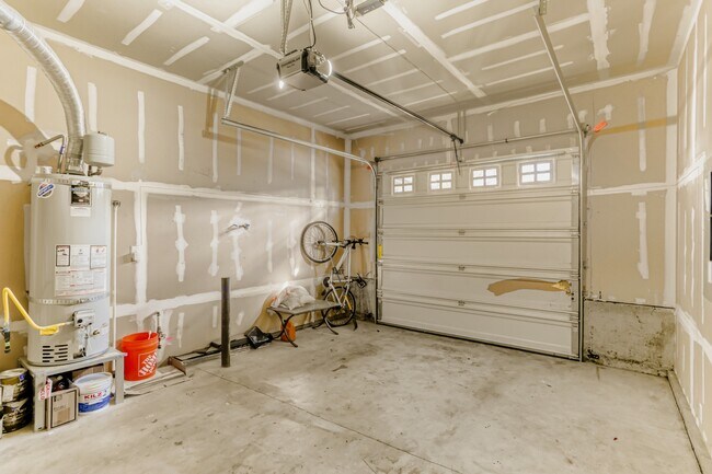 Building Photo - 16603 SW 134th Terrace