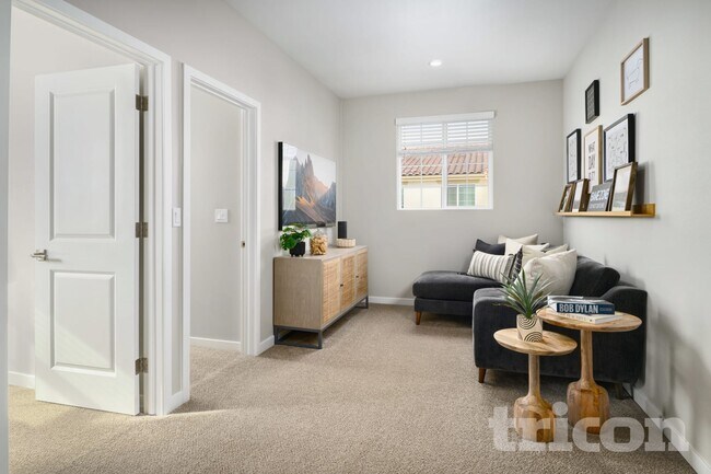 Building Photo - 10599 Barrena Lp