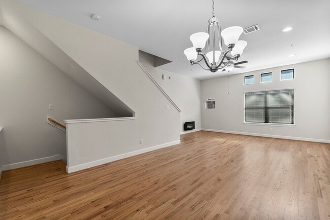 Building Photo - 2710 Hullsmith Dr