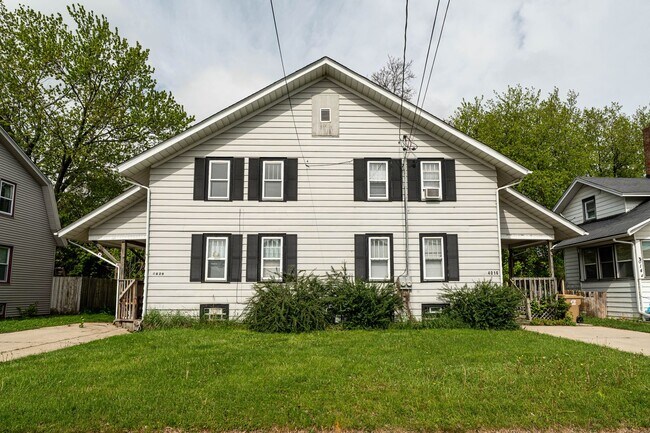 Building Photo - 4020 11th Ave