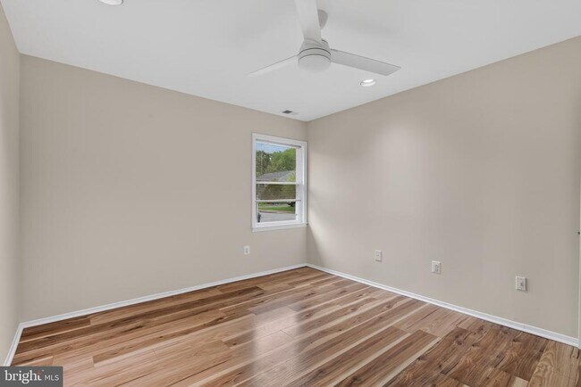 Building Photo - 4214 Penner Ln