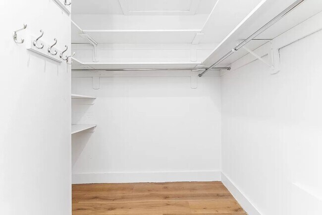 Building Photo - 53 Park Place