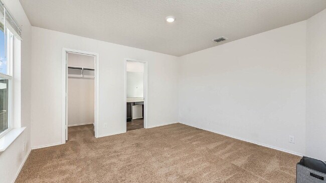 Building Photo - 206 Moscovy Duck