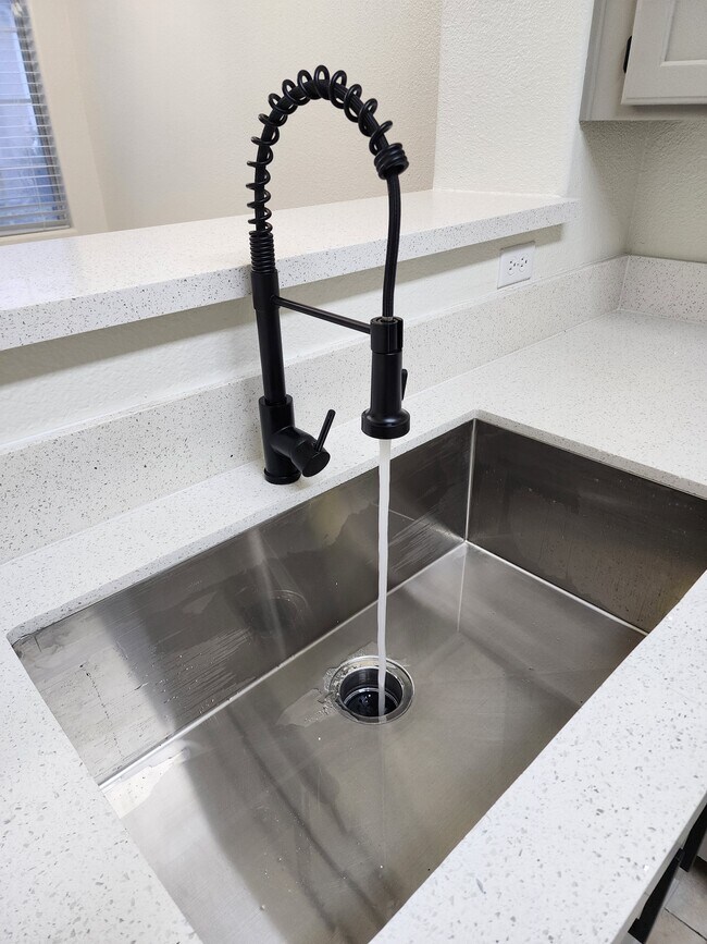 New Sink/Faucet - 929 Dusty Creek St