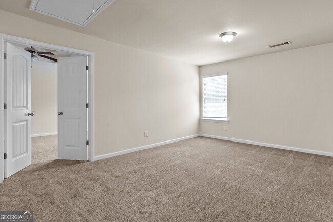 Building Photo - 3379 Gardenside Walk SW