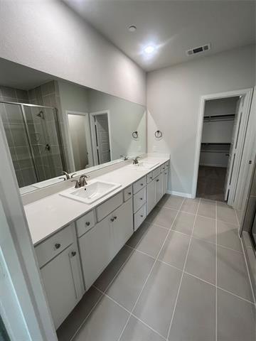 Building Photo - 8119 Challenger Ln