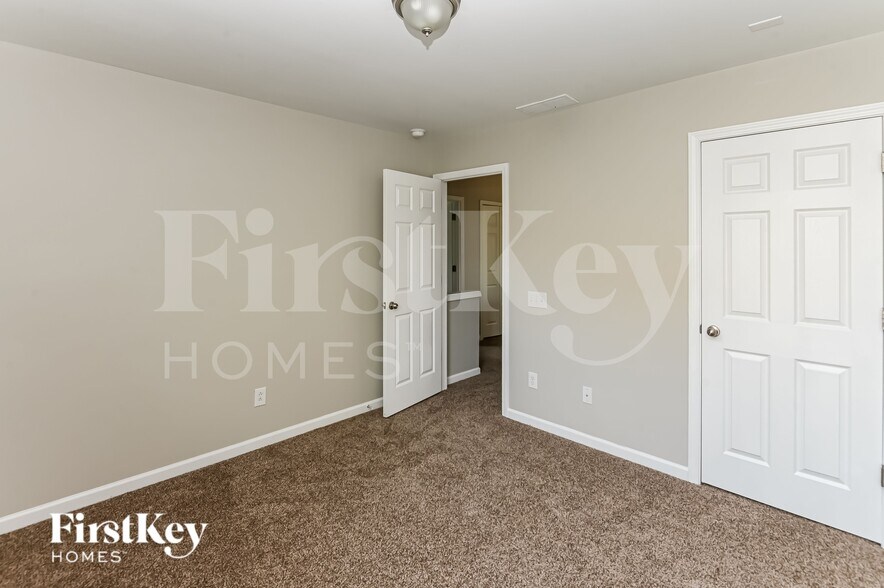 Building Photo - 11259 Cypress View Dr