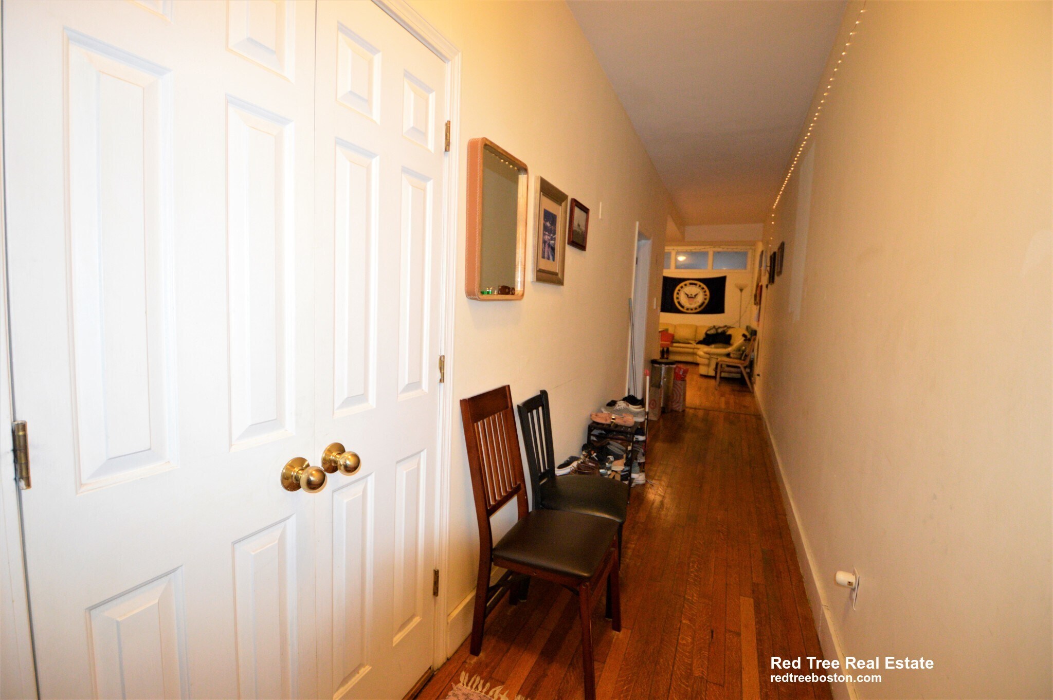 Building Photo - 322 St Paul St