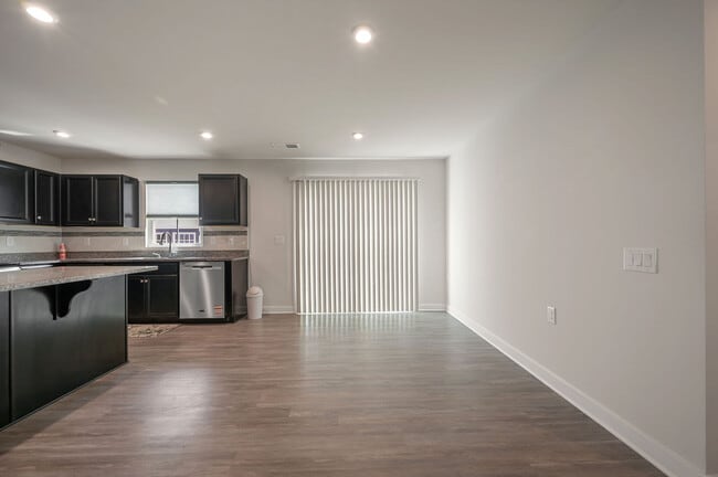 Building Photo - 18304 Patchwork Dr
