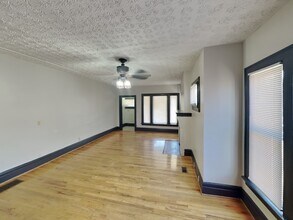 Building Photo - 286-288 E 16th Ave-288