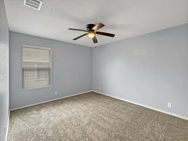 Building Photo - 1826 Strawhouse Way