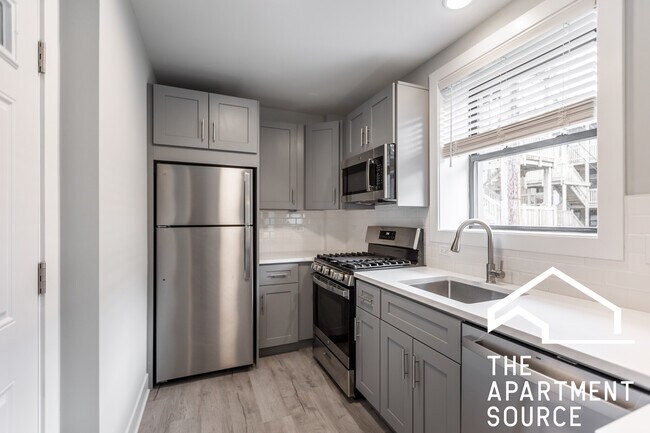 Primary Photo - 1137 Oak Ave