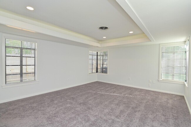 Building Photo - 3742 Charleston St