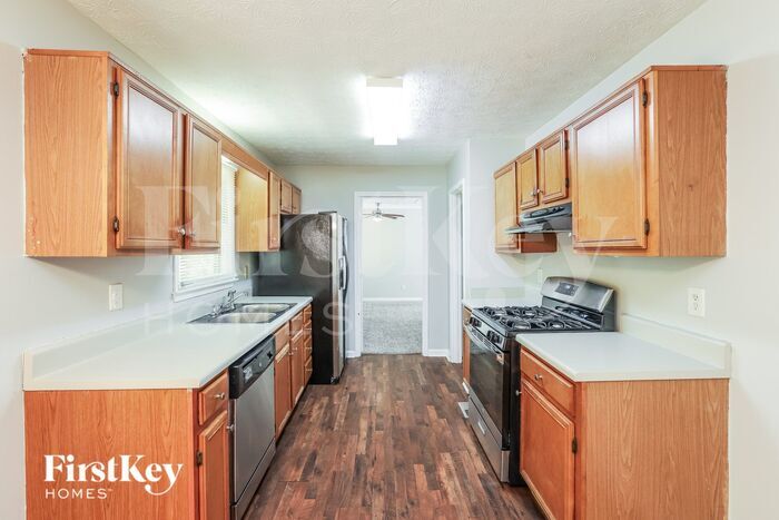 Building Photo - 3352 Gus Robinson Rd